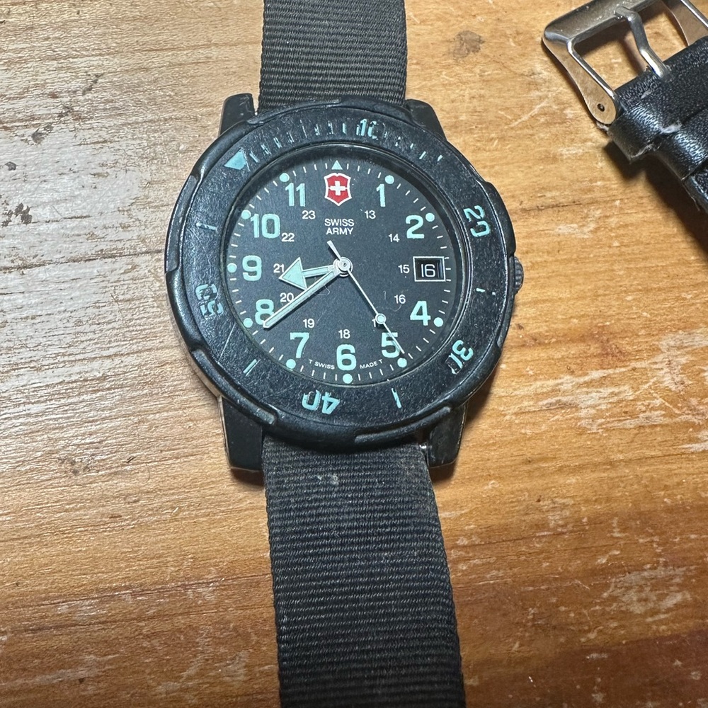 Vintage Swiss Army Black Watch